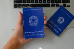 carteira de trabalho para representar o empréstimo fgts
