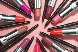 dinheiro extra revendendo produtos Avon